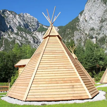 Luxury tent Tipi Dorf Groebming