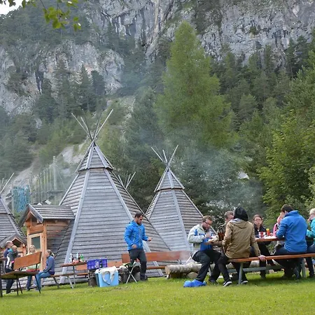 Luxury tent Tipi Dorf Groebming Grobming